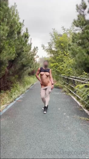 【2023-08-04】the best thrill having sex in toilet.m4v